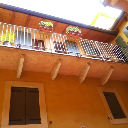 Gecko's Balcony Apartment Verona
